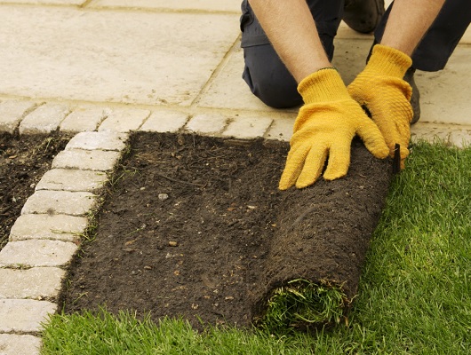 ARTIFICIAL-TURF-INSTALLATION1